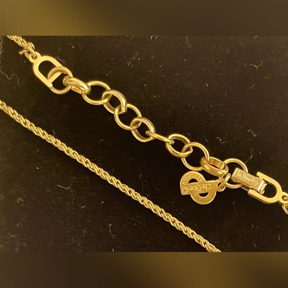 🎀Authentic DIOR vintage bow necklace - Picture 5 of 7